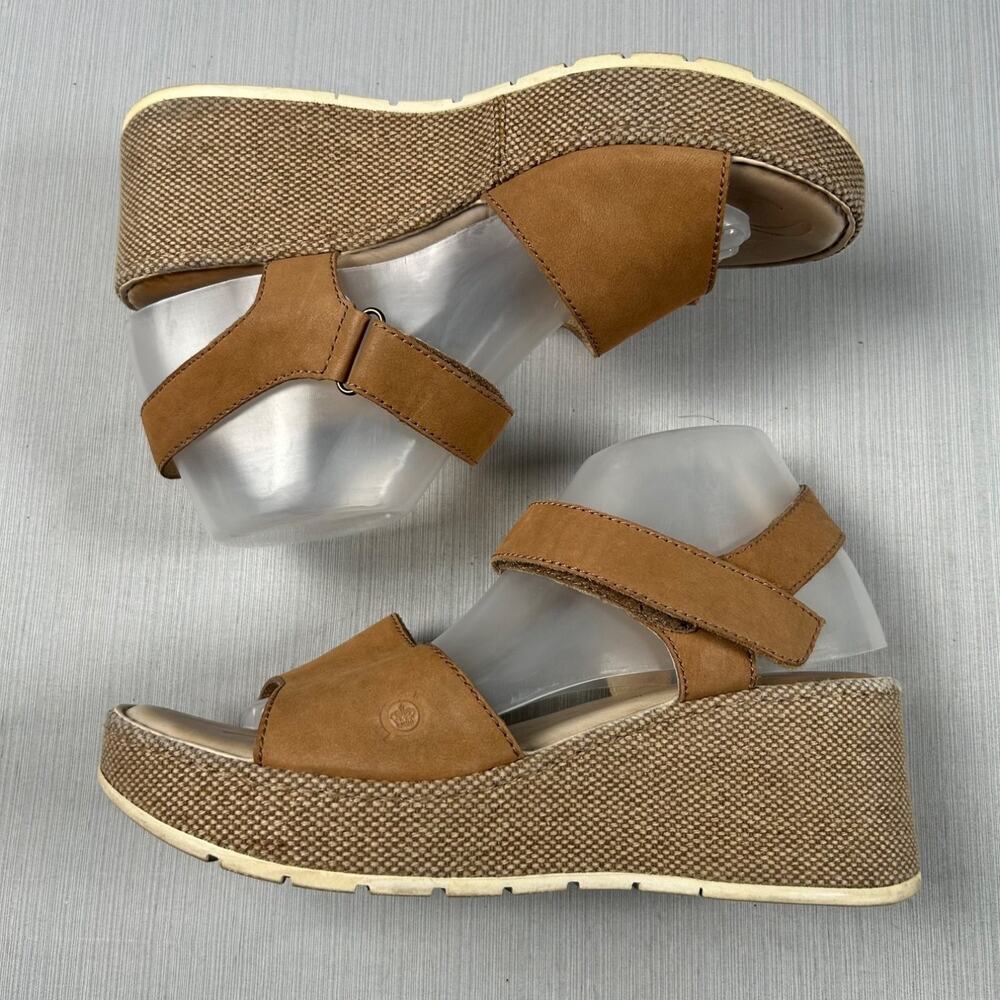 Born D99416 Womens platform wedge sandals US 10 Tan leather open toe
